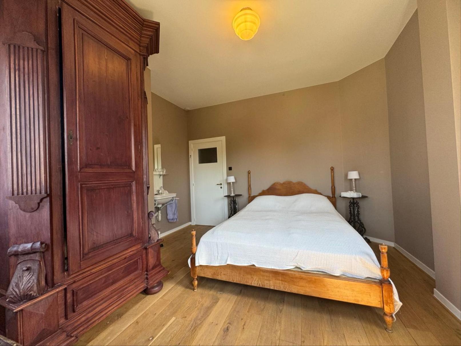 Ruime Slaapkamers Met Badkamers In Belle Epoquevilla- Concessiewijk De Haan Exterior foto