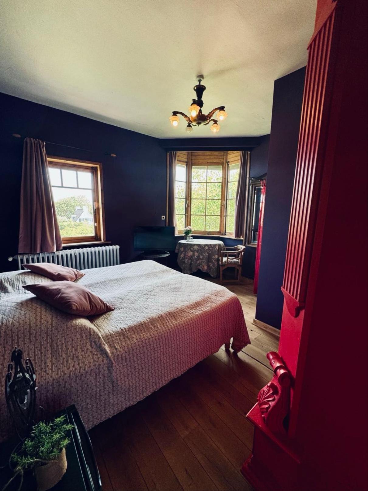 Ruime Slaapkamers Met Badkamers In Belle Epoquevilla- Concessiewijk De Haan Exterior foto